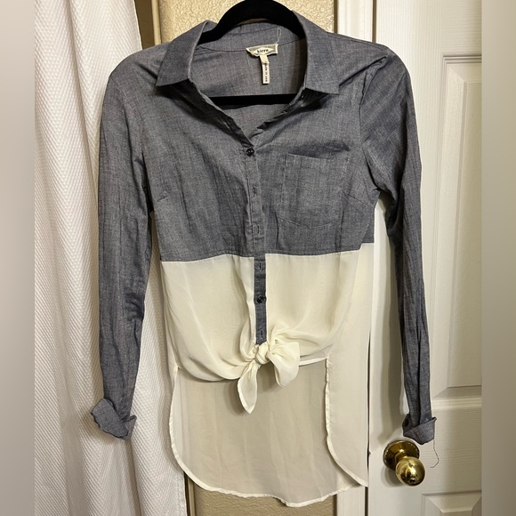 Top - Picture 1 of 1